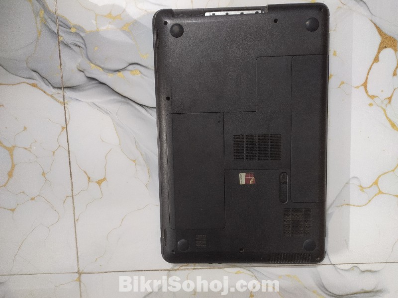 HP 2000 Notebook PC Laptop 4gb/500GB