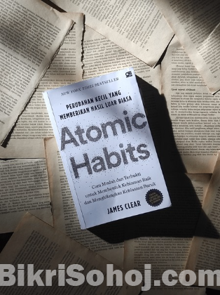 সাকিব আল হাসানের সিগনেচার করা বই x Atomic habits