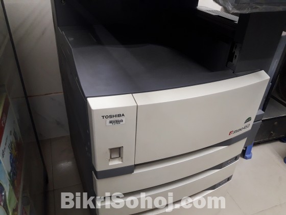 Toshiba photocopier e 453