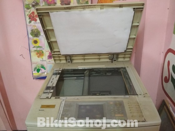 TOSHIBA 3560