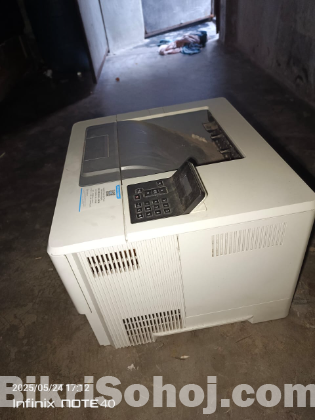 HP HP LaserJet Pro M501DN