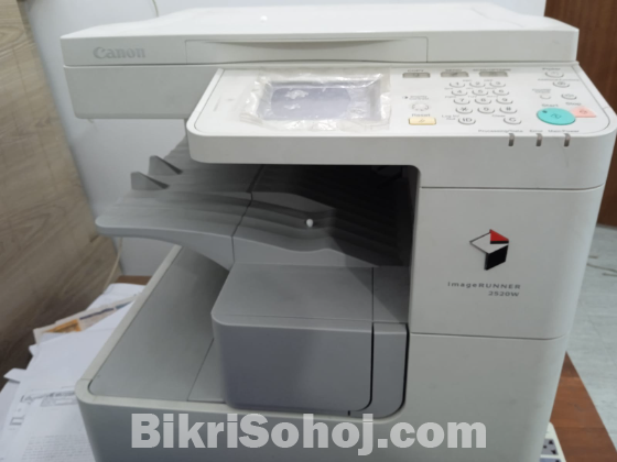 Canon Image Runner 2520