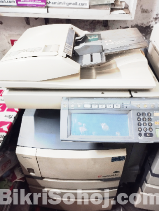 Toshiba 452 photocopy machine