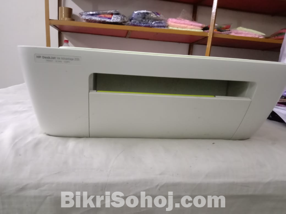 HP Deskjet 2135