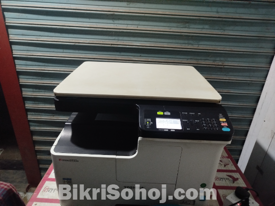 Toshiba 2523 এবং Epson L3210