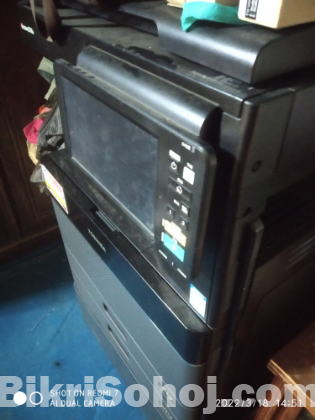 Toshiba photo copy machine