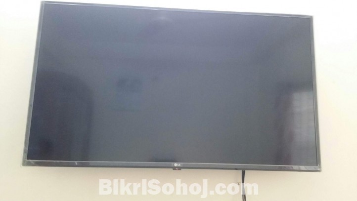 Urgent sale lg uhd tv