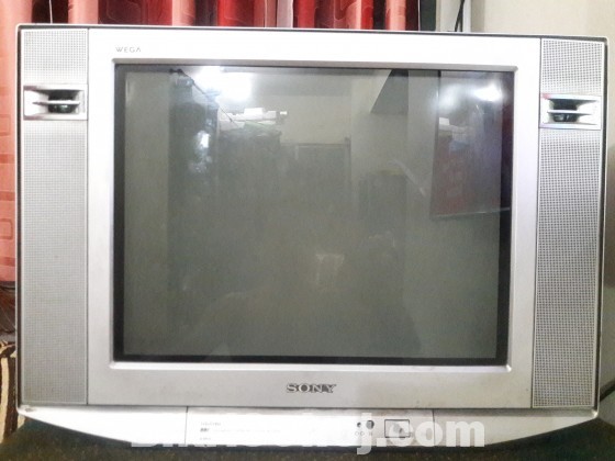 Sony Wega 21 inch colour TV