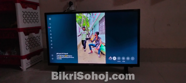 Walton Smart LED TV