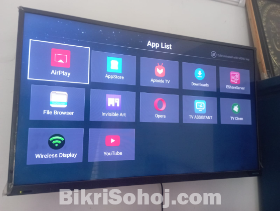walton 43' smart tv.