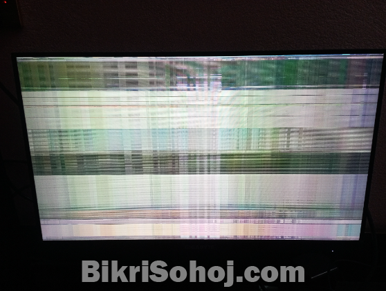 Broken Gigabyte G-24f 2 monitor
