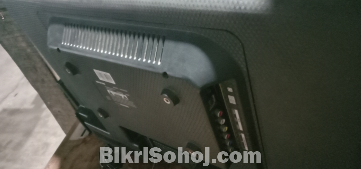 Walton LED Tv 32 inchi