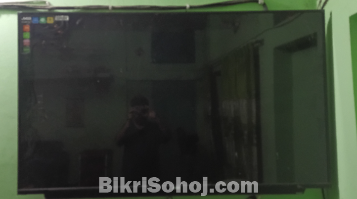 JVCO 65 INCHI SMART TV