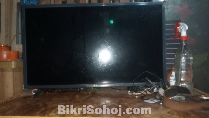 lg  32 inch andeoyed tv