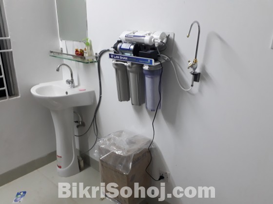 Water purifier machine