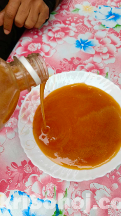 ১০০% পিউর প্রাকৃতিক চাকের মধু