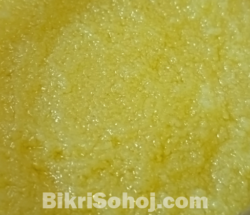 প্রিমিয়াম দানাদার ঘি।
