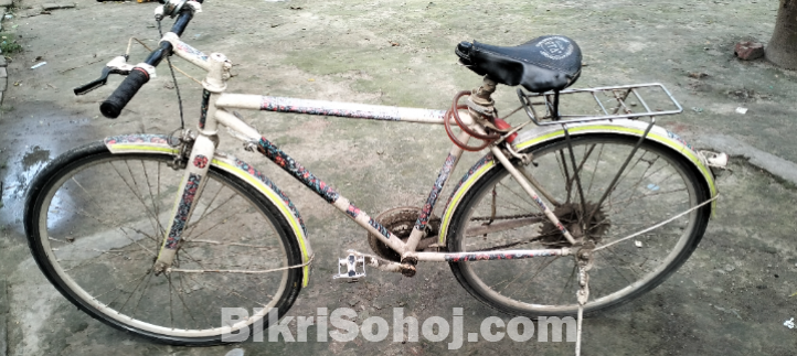 হিরো রেসার বাইসাইকেল