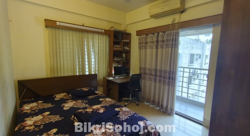 Luxurious 4-bed Apartment for Sale in Bashundhara (Block C)
