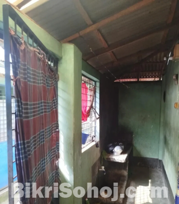 বাড়ি সহ জায়গা বিক্রি করা হবে