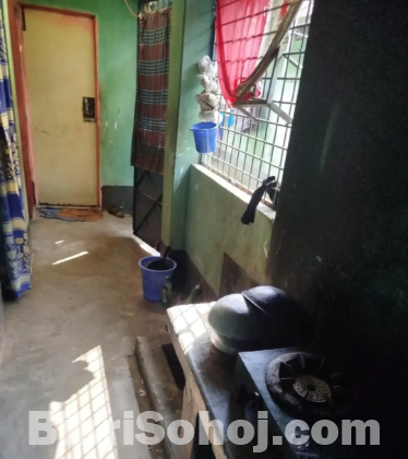 বাড়ি সহ জায়গা বিক্রি করা হবে