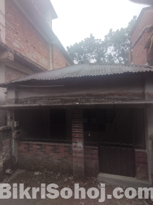 ২.১৫ শতাংশ জমিসহ টিনসেড আধাপাকা বাড়ি বিক্রয় করা হইবে