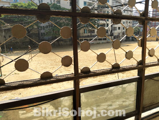 Urgent flat sell in Outer Circular Road,Siddheswari