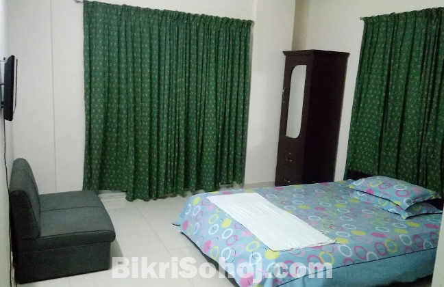 Male Bachelor Room For Rent