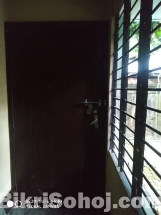 সাবলেট একরুম ভাড়া দেওয়া হবে।