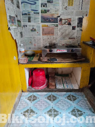 একরুম সাবলেট ভাড়া হবে