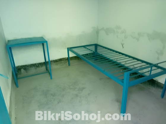 Low Rent Mess Near Rajshahi University!