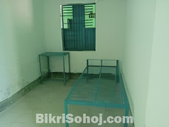 Low Rent Mess Near Rajshahi University!