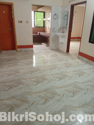 ১লা মে/জুন ২০২৬ ফ্যামিলি এপার্টমেন্ট ১২০০