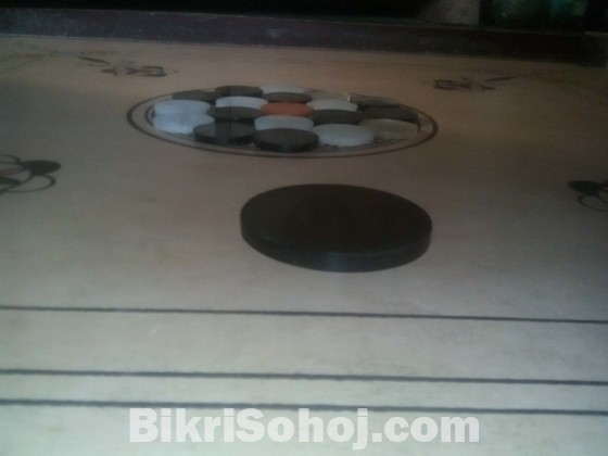 Carrom board সাথে গুটি free