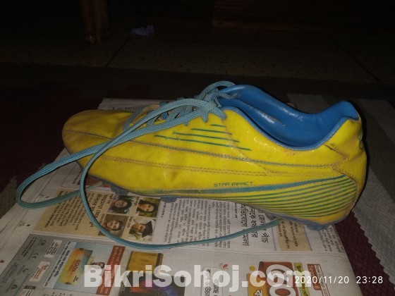 Star impact galaxy football shoes 2025