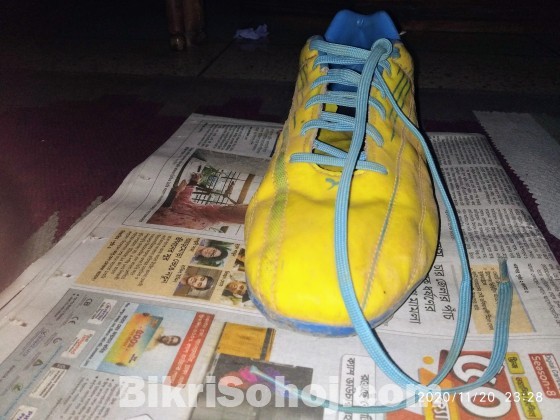 Star impact galaxy football shoes store