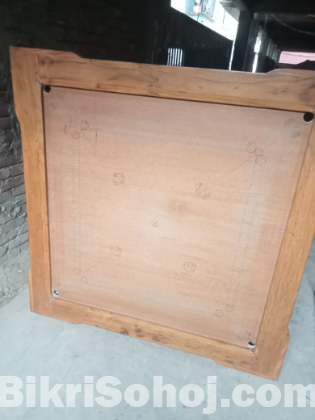 Carrom Boat