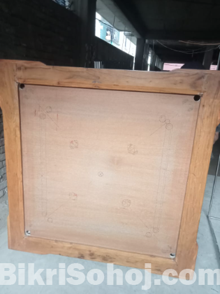 Carrom Boat