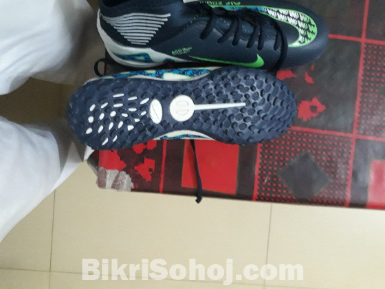 Turf nike zom air size 40,41,42