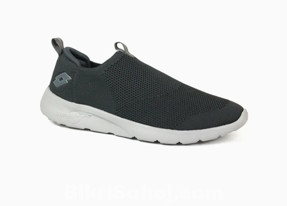 Loot sports  shoe size 42
