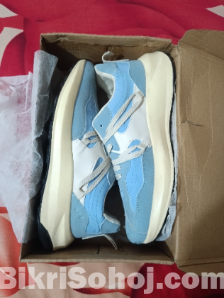 Mens shoe