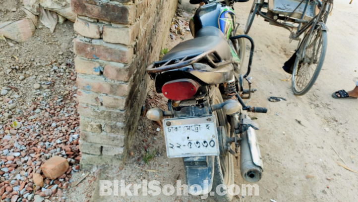 Runner Cheta 100 CC Bike