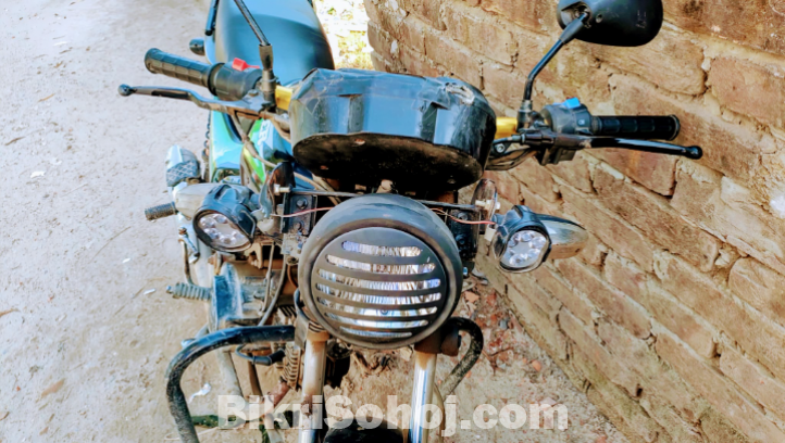 Runner Cheta 100 CC Bike