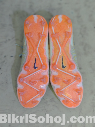 Football boots Nike phantom