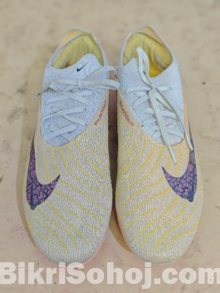 Football boots Nike phantom