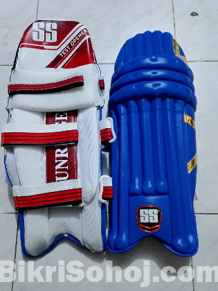 ক্রিকেট ইন্সট্রুমেন্ট।