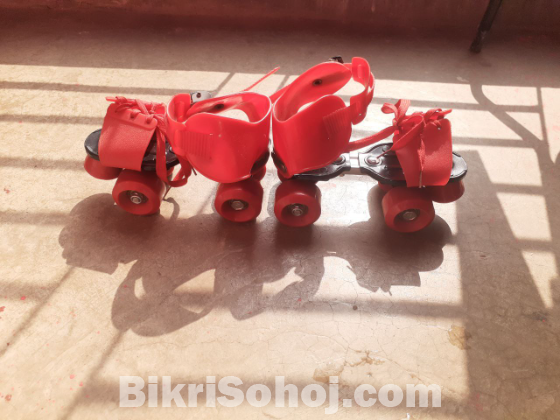 Skating shoes