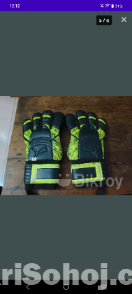 FOOTBALL GOALKEEPER GLOVES