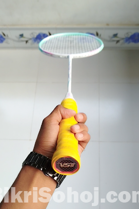Badminton (Vs Titan 5)