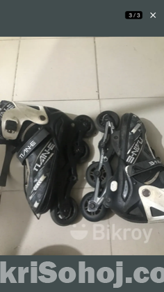 Skating shoes 